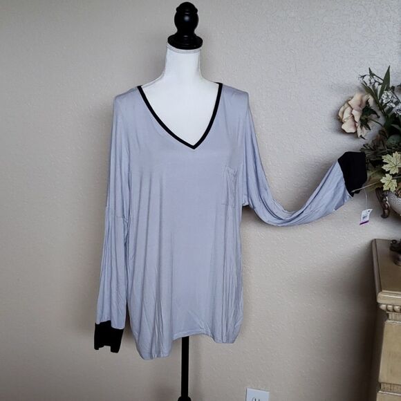 Alfani Women's V-Neck Sleepwear Pajama Top City Silver - Picture 1 of 13